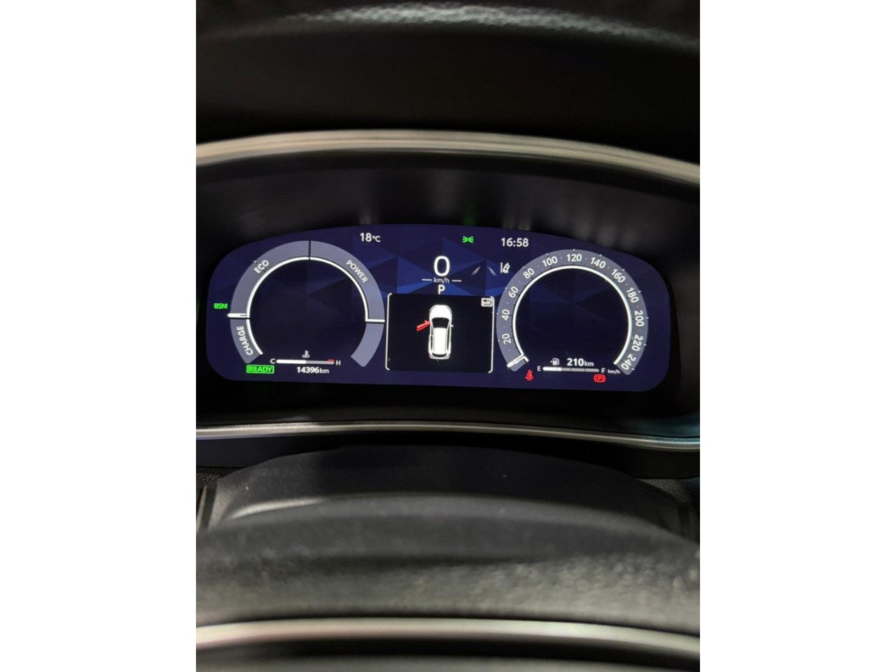 TOYOTA Corolla Cross 1.8 16V 4P FLEX VVT-I HYBRID XRX AUTOMÁTICO CVT