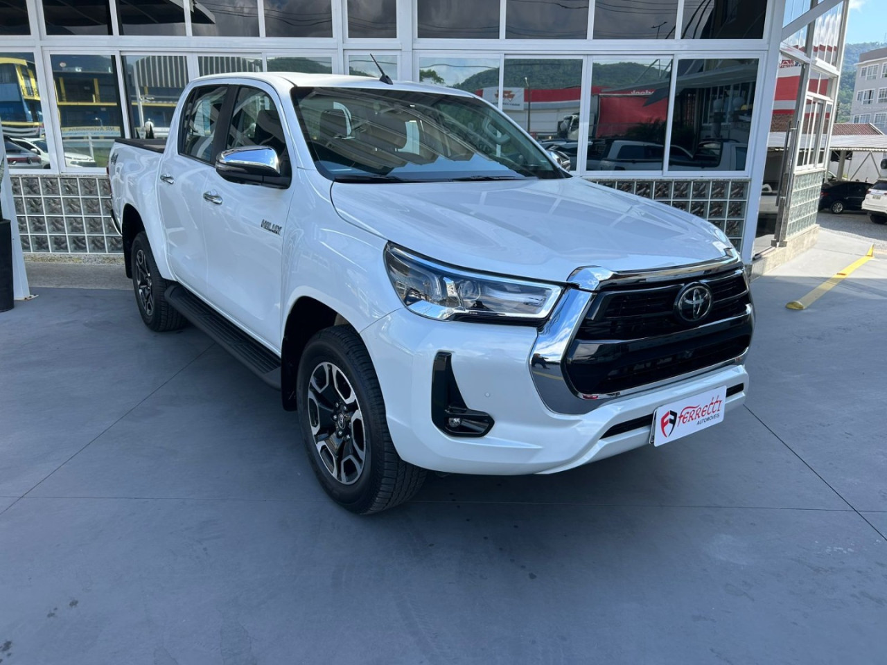 Hilux Caminhonete 2.8 16V SRX 4X4 TURBO DIESEL CABINE DUPLA AUTOMÁTICO