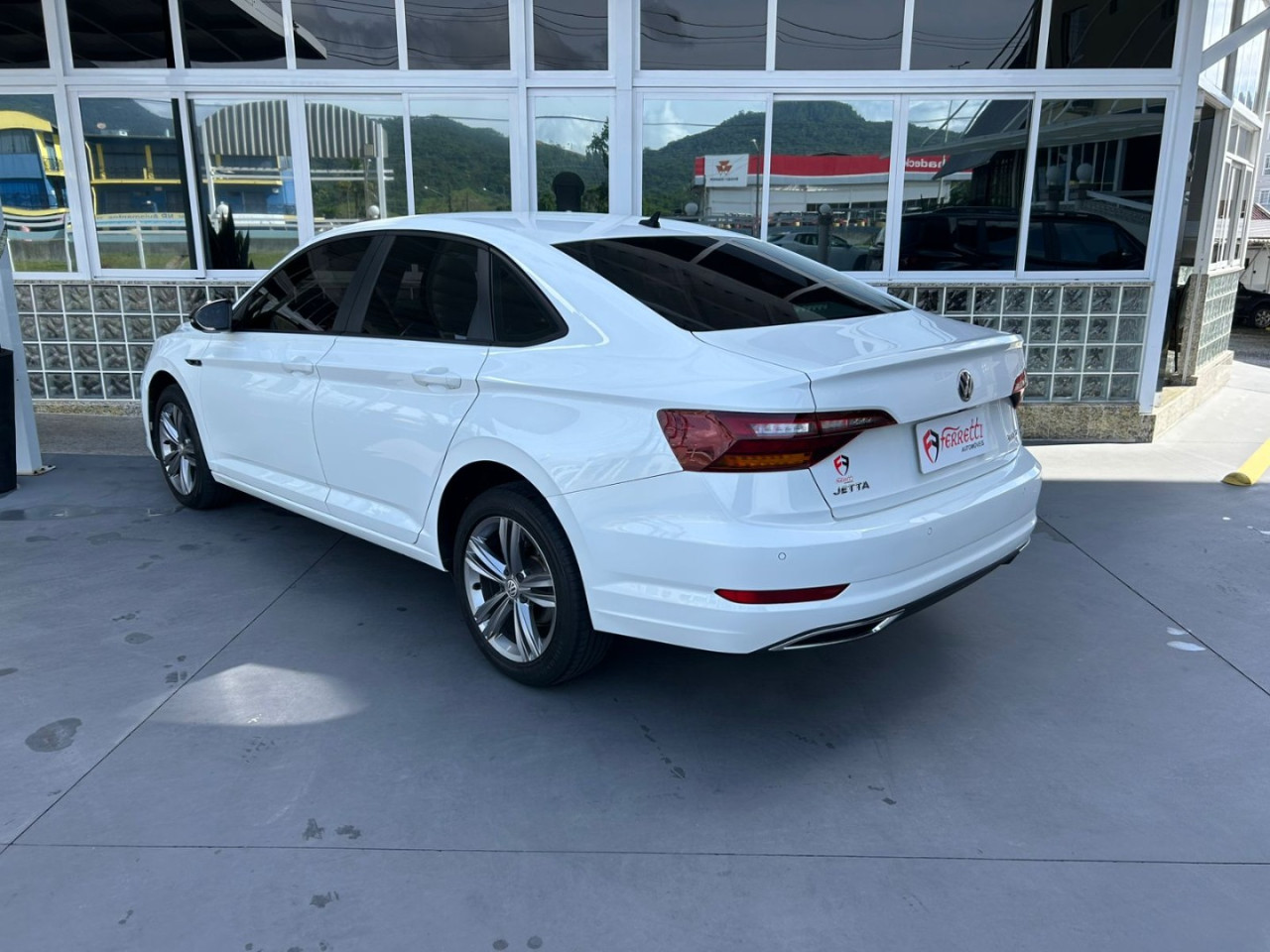 VOLKSWAGEN Jetta 1.4 4P 250 TSI R-LINE AUTOMÁTICO