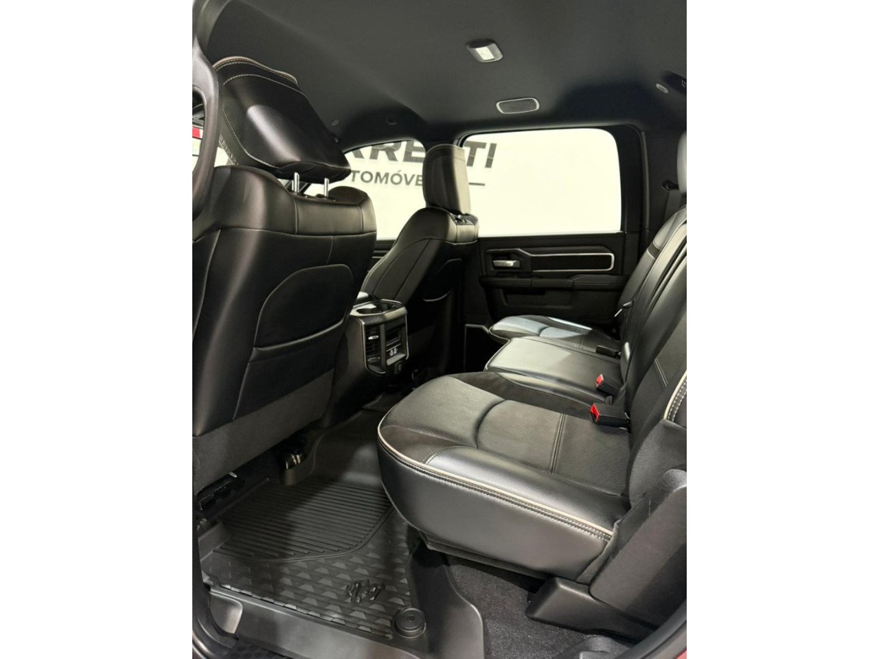 RAM 2500 6.7 I6 24V SLT CABINE DUPLA TURBO DIESEL NIGHT EDITION 4X4 AUTOMÁTICO
