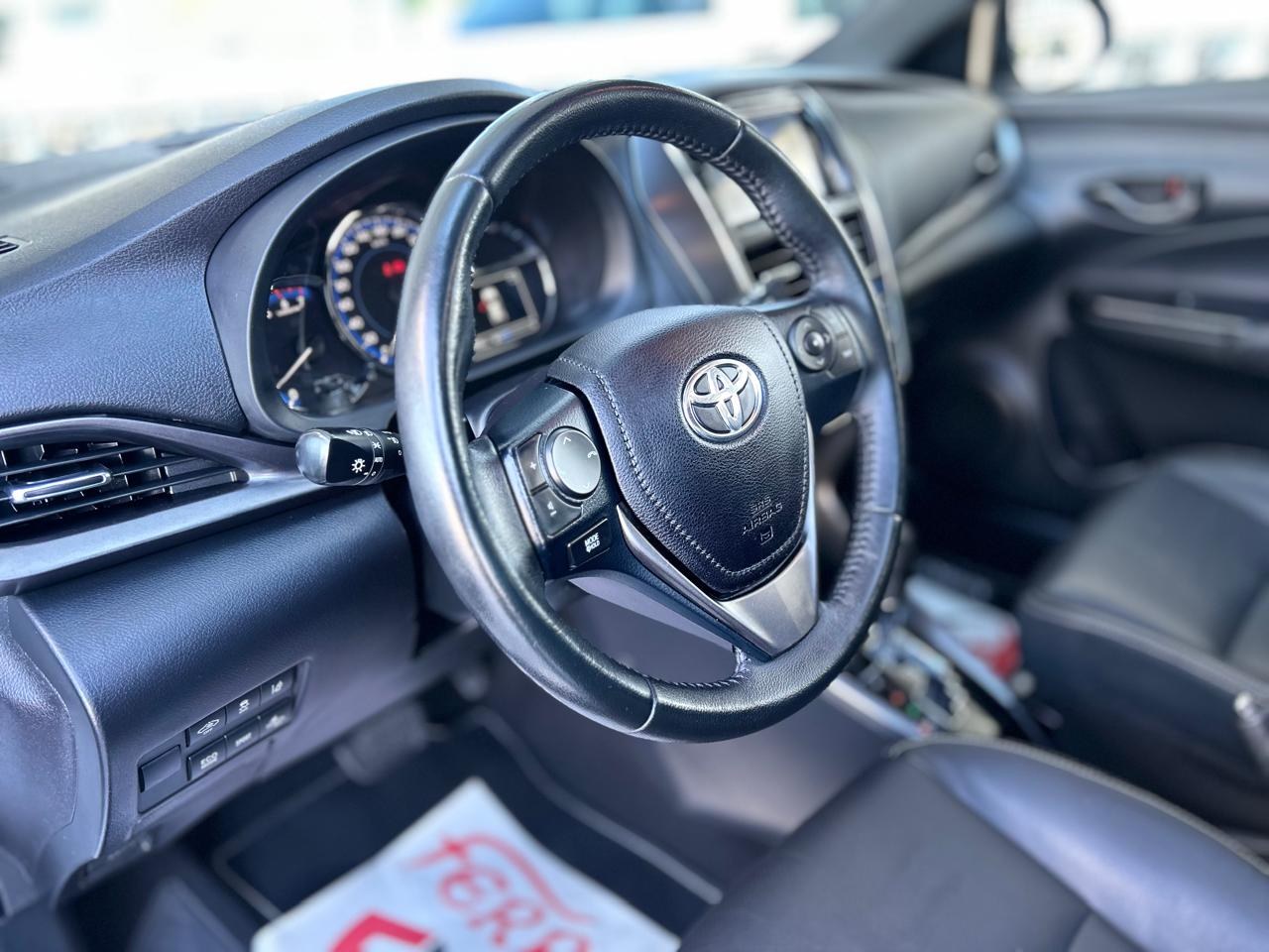 TOYOTA Yaris Hatch 1.5 16V 4P FLEX XLS CONNECT MULTIDRIVE AUTOMÁTICO CVT