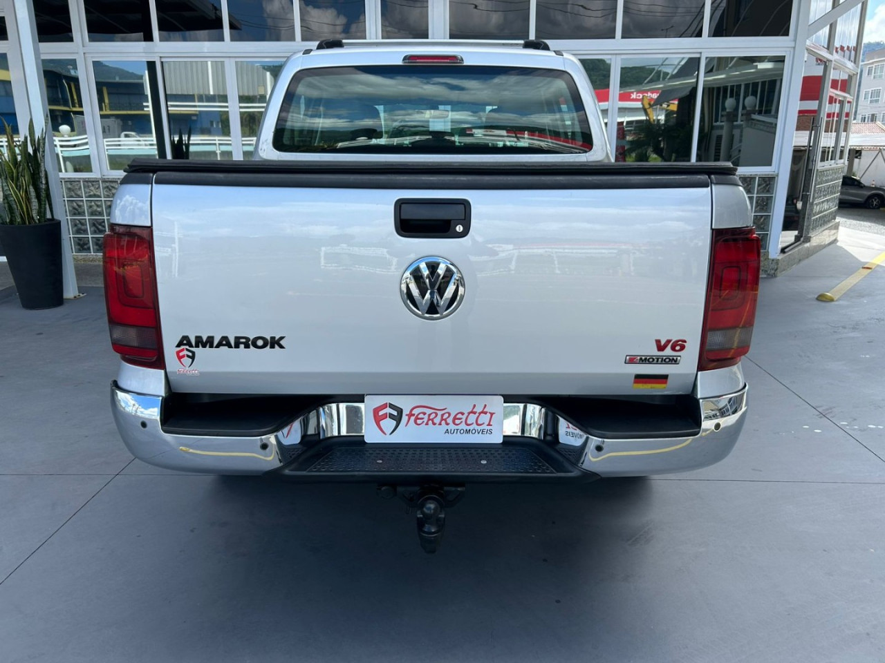 VOLKSWAGEN Amarok 3.0 V6 CABINE DUPLA HIGHLINE 4X4 TURBO INTERCOOLER AUTOMÁTICO