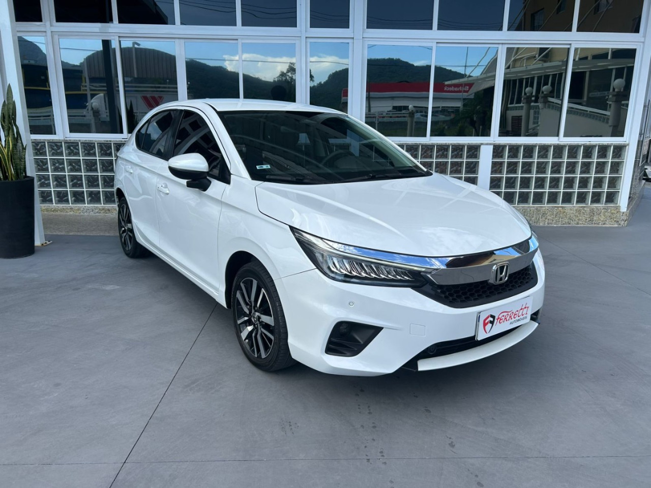 City Hatch 1.5 16V 4P FLEX TOURING AUTOMÁTICO CVT