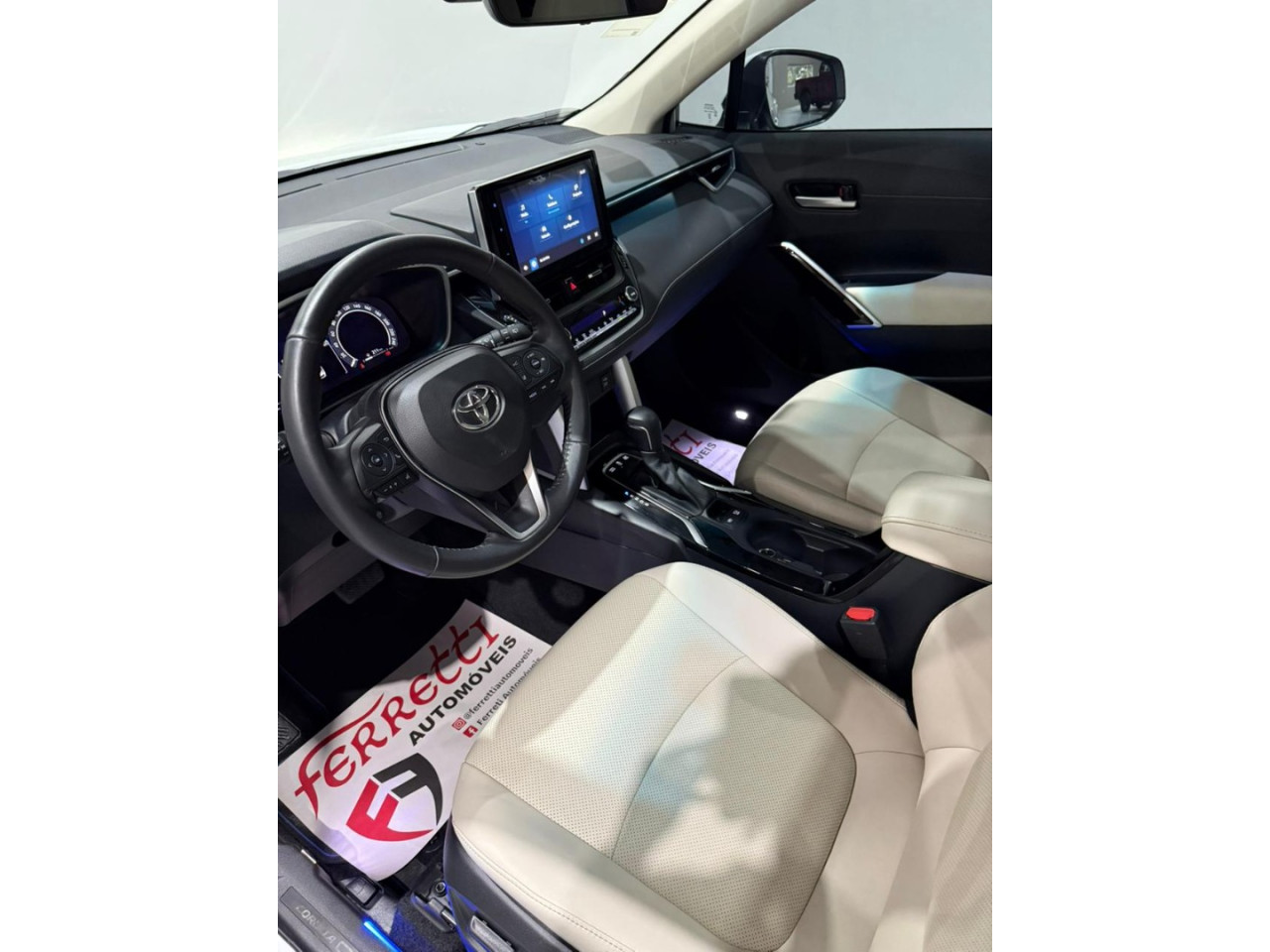 TOYOTA Corolla Cross 1.8 16V 4P FLEX VVT-I HYBRID XRX AUTOMÁTICO CVT