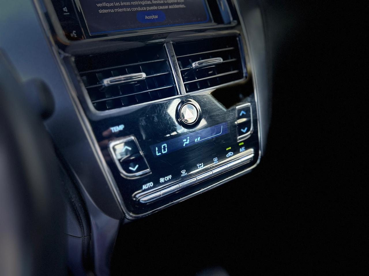 TOYOTA Yaris Hatch 1.5 16V 4P FLEX XLS CONNECT MULTIDRIVE AUTOMÁTICO CVT