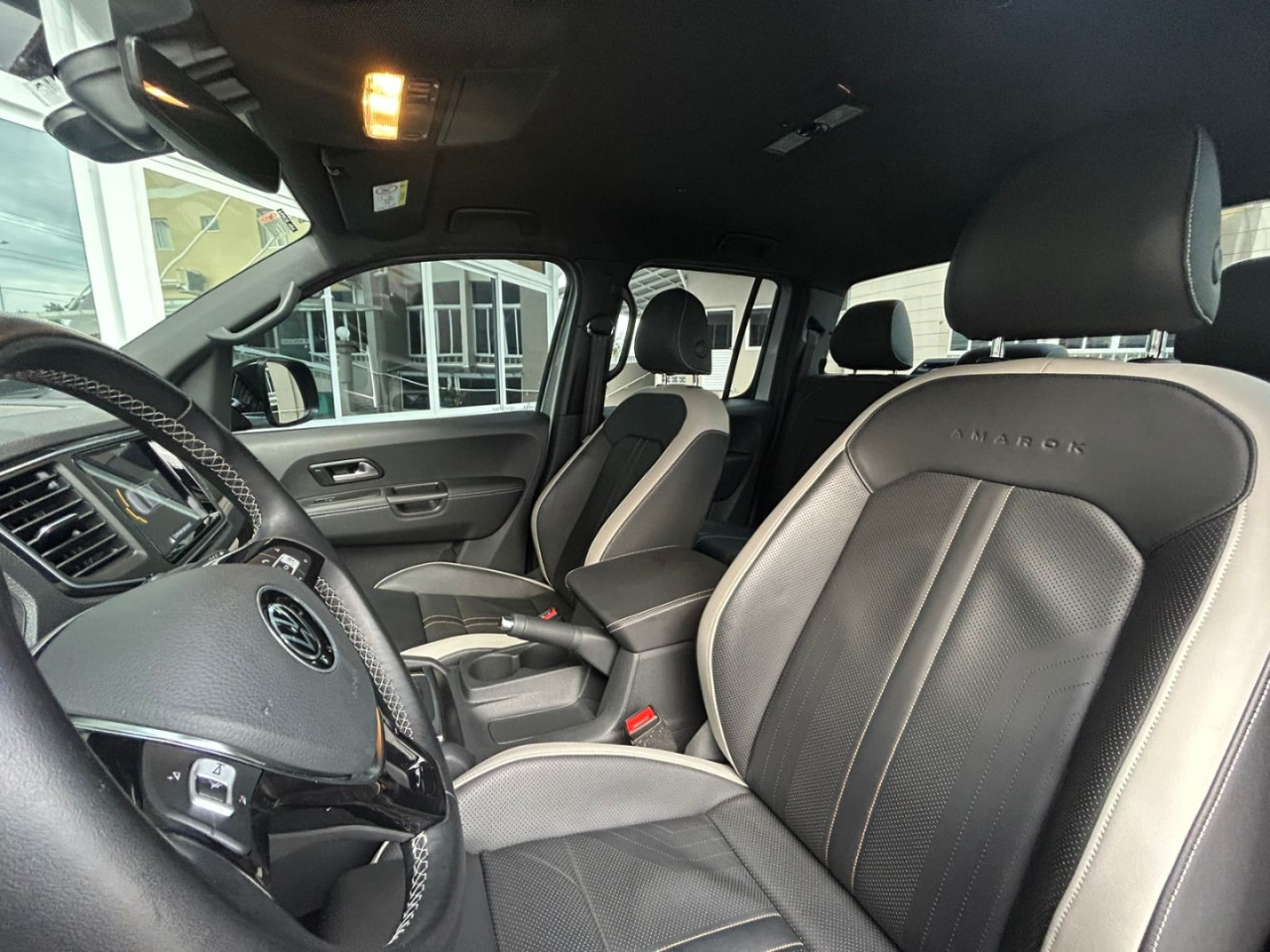 VOLKSWAGEN Amarok 3.0 V6 CABINE DUPLA HIGHLINE 4X4 TURBO INTERCOOLER AUTOMÁTICO