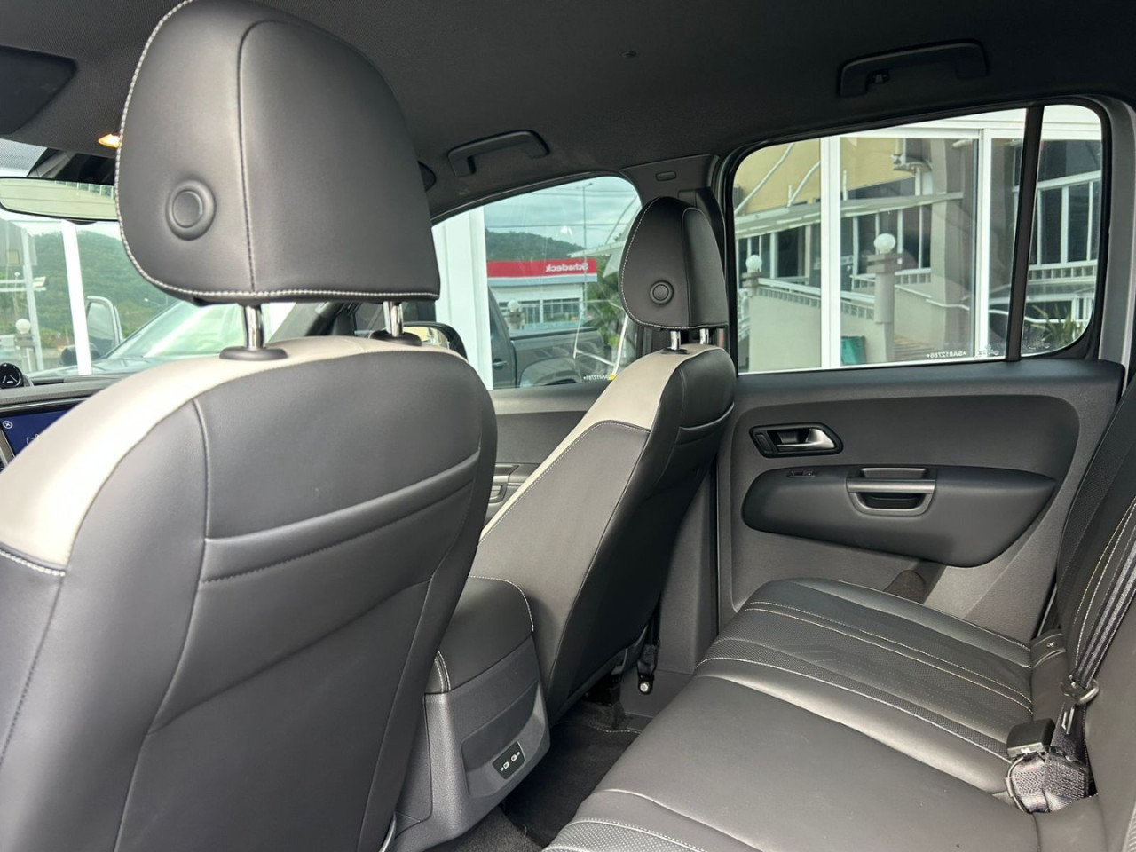 VOLKSWAGEN Amarok 3.0 V6 CABINE DUPLA HIGHLINE 4X4 TURBO INTERCOOLER AUTOMÁTICO