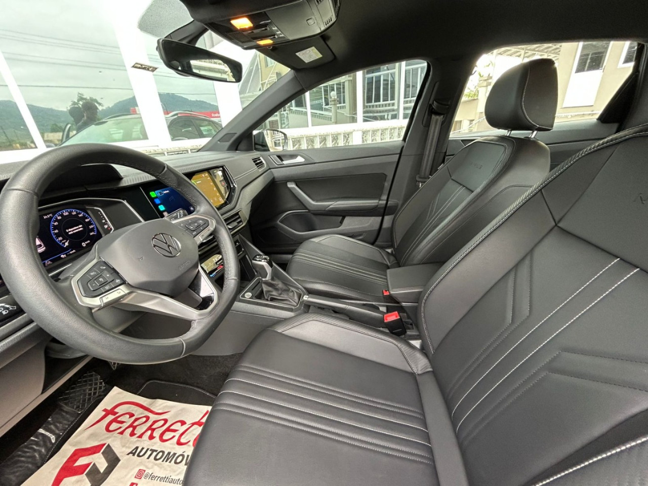 VOLKSWAGEN Nivus 1.0 4P FLEX 200 TSI HIGHLINE TURBO AUTOMÁTICO