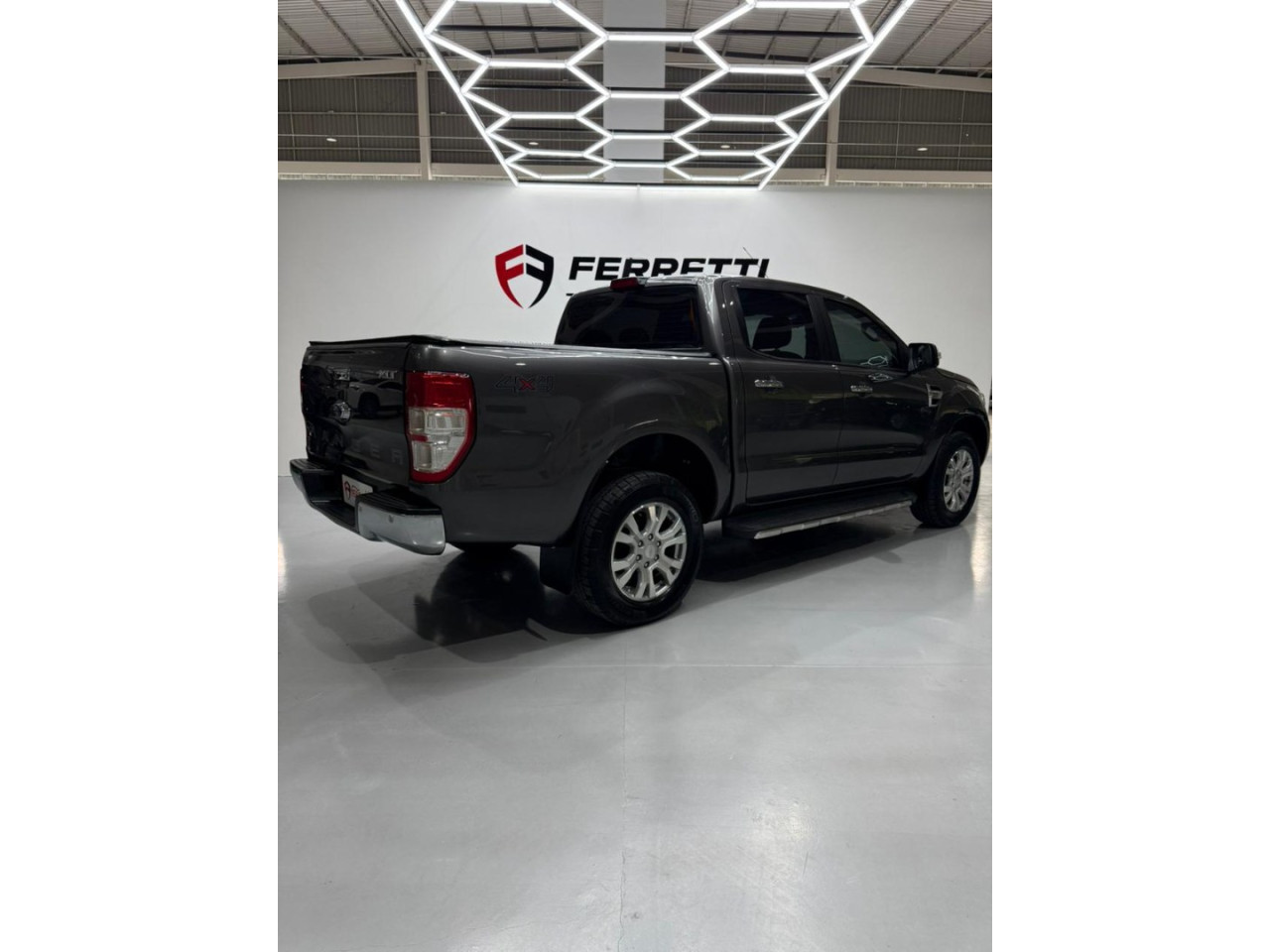 FORD Ranger 3.2 20V XLT 4X4 CABINE DUPLA TURBO DIESEL AUTOMÁTICO