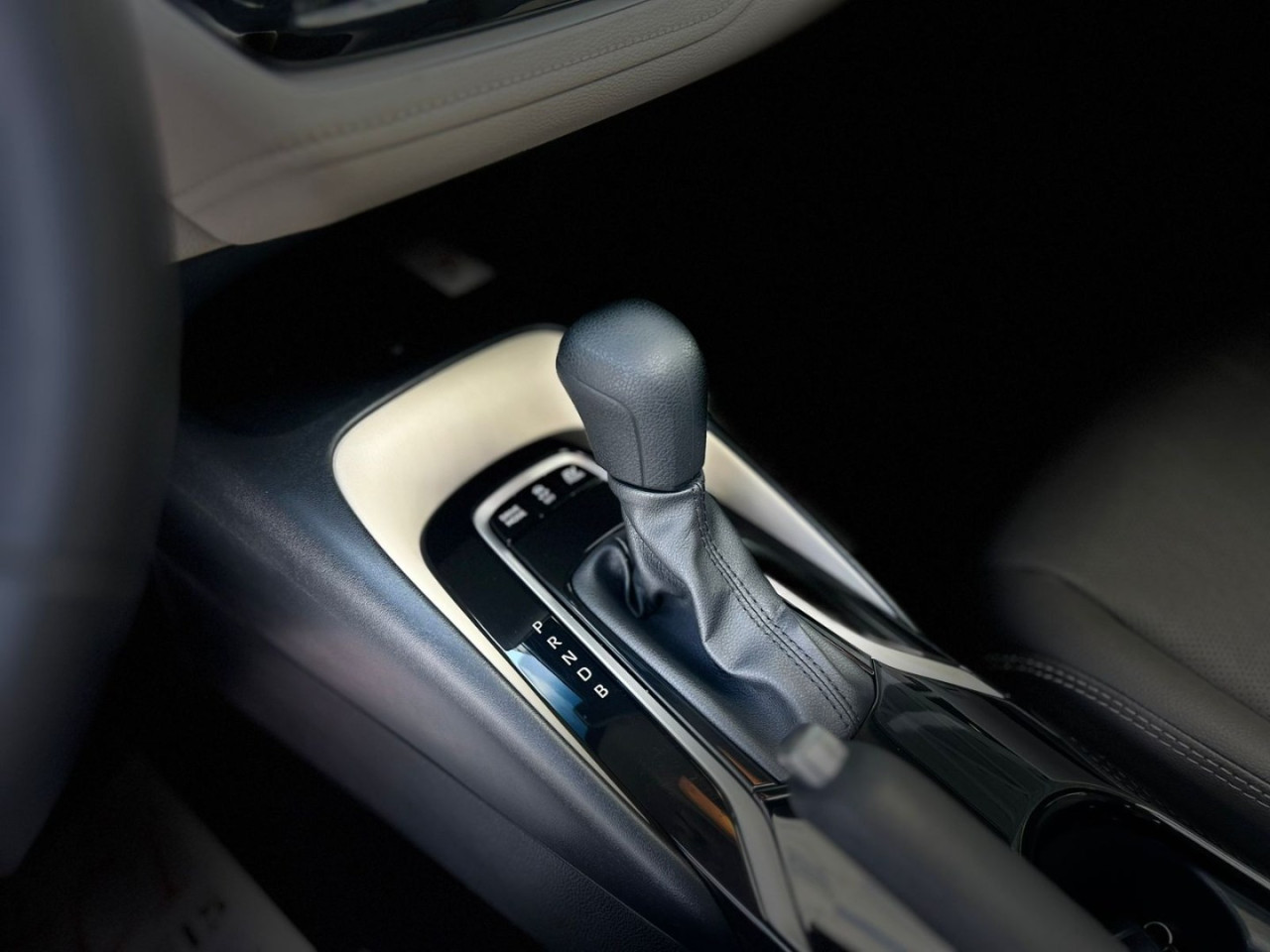 TOYOTA Corolla 1.8 16V 4P FLEX HÍBRIDO ALTIS A PREMIUM AUTOMÁTICO CVT