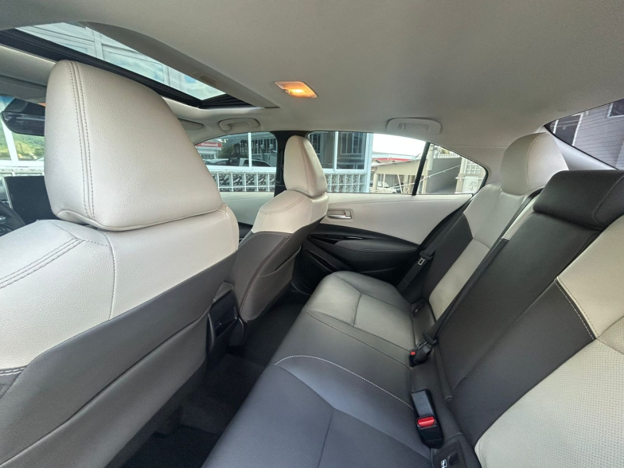 TOYOTA Corolla 1.8 16V 4P FLEX HÍBRIDO ALTIS A PREMIUM AUTOMÁTICO CVT