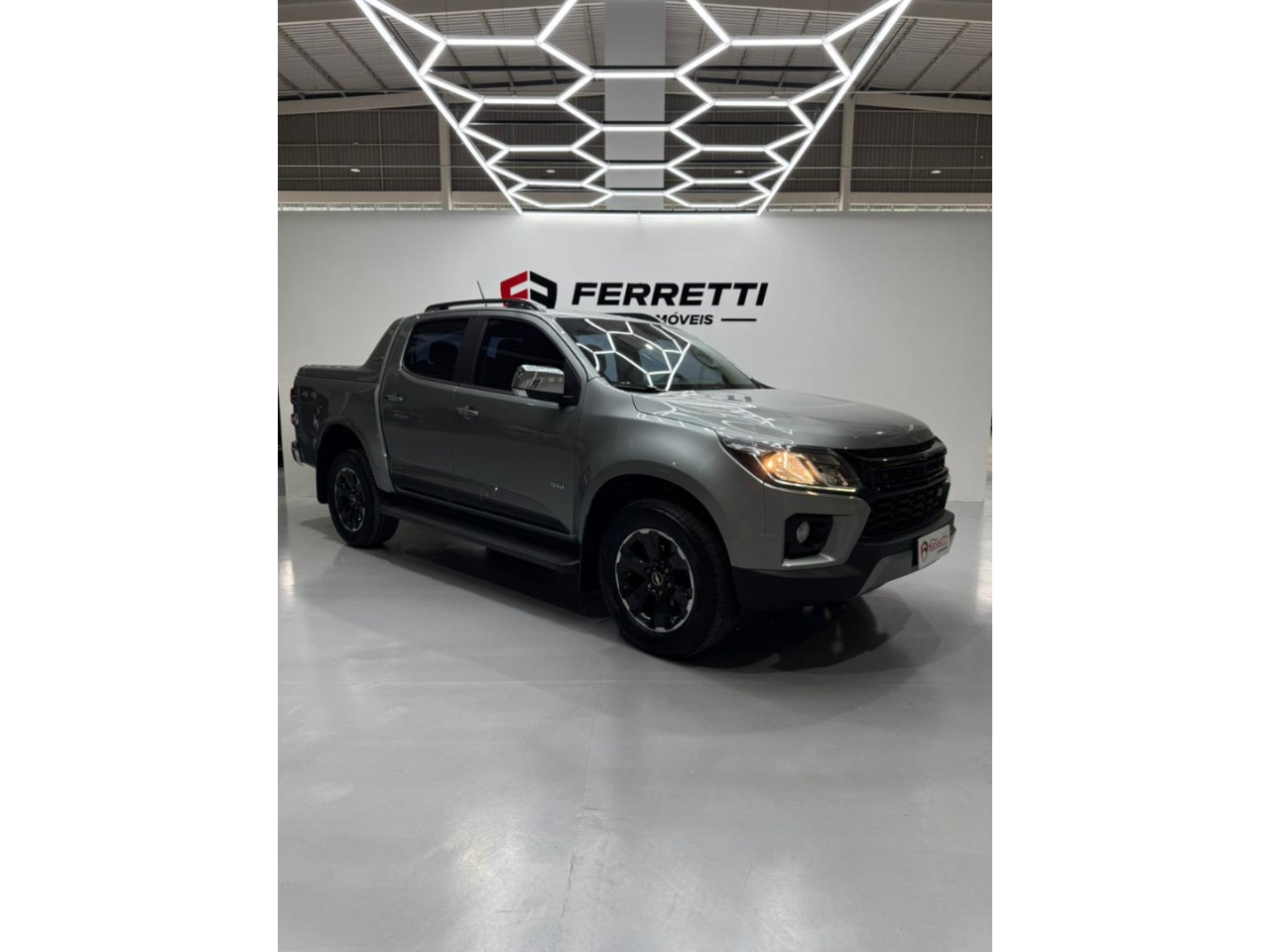 S10 2.8 12V MIDNIGHT CABINE DUPLA 4X4 TURBO DIESEL AUTOMÁTICO