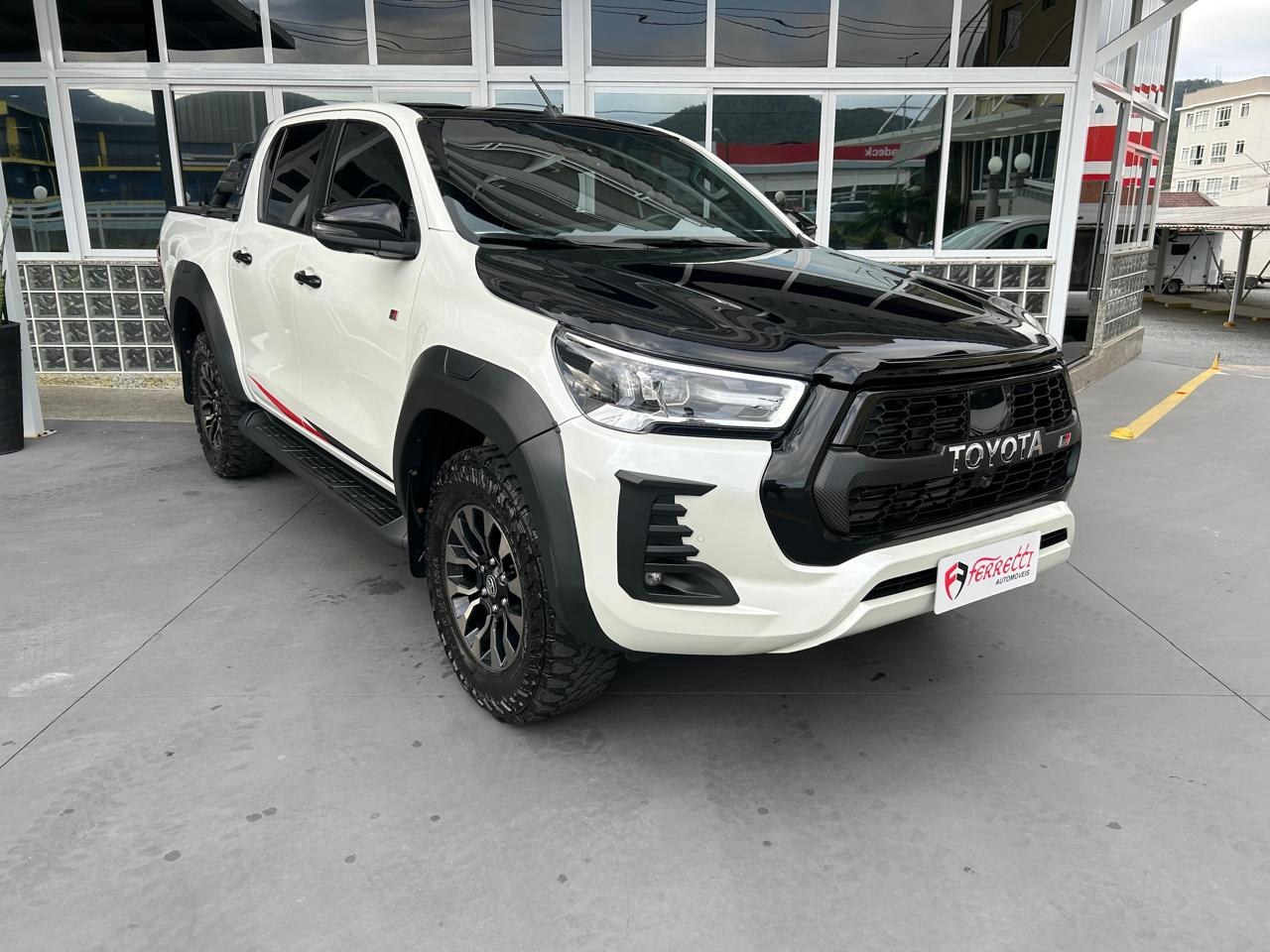 Hilux Caminhonete 2.8 16V GR SPORT 4X4 TURBO DIESEL CABINE DUPLA AUTOMÁTICO