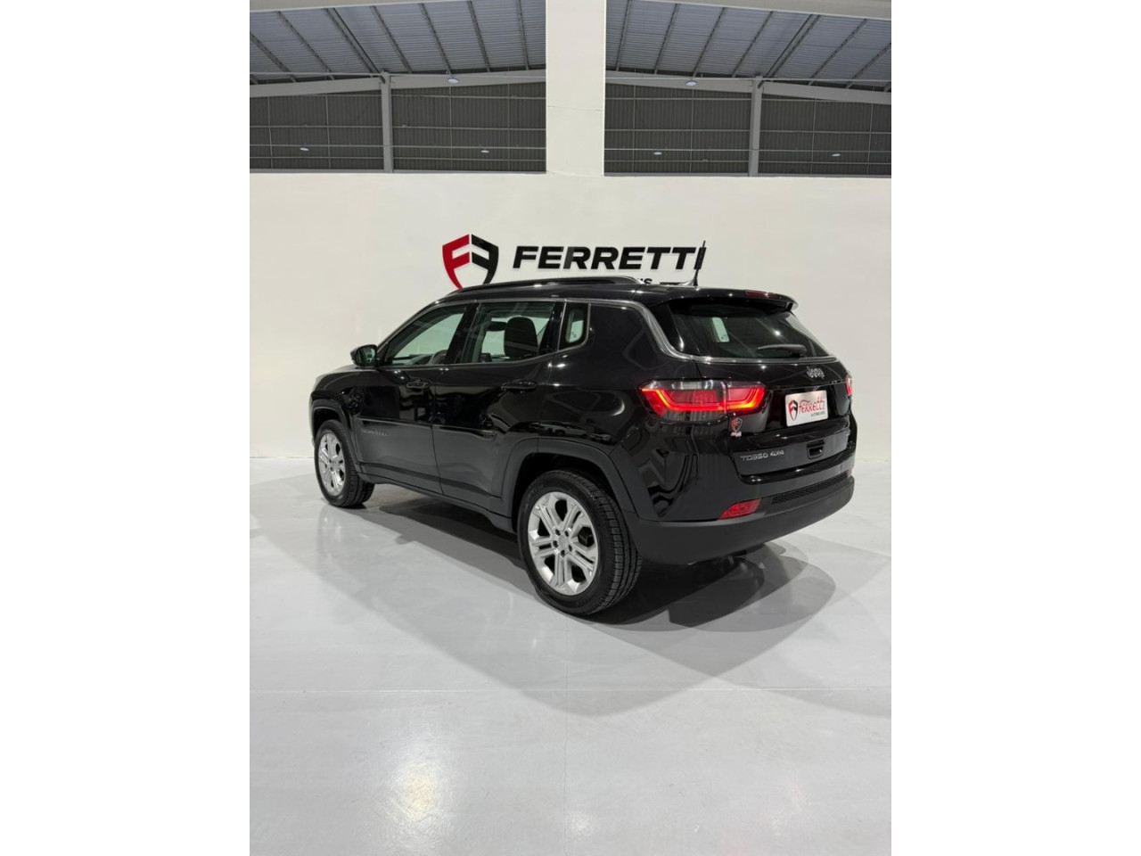 JEEP Compass 2.0 16V 4P 350 LONGITUDE 4X4 TURBO DIESEL AUTOMÁTICO