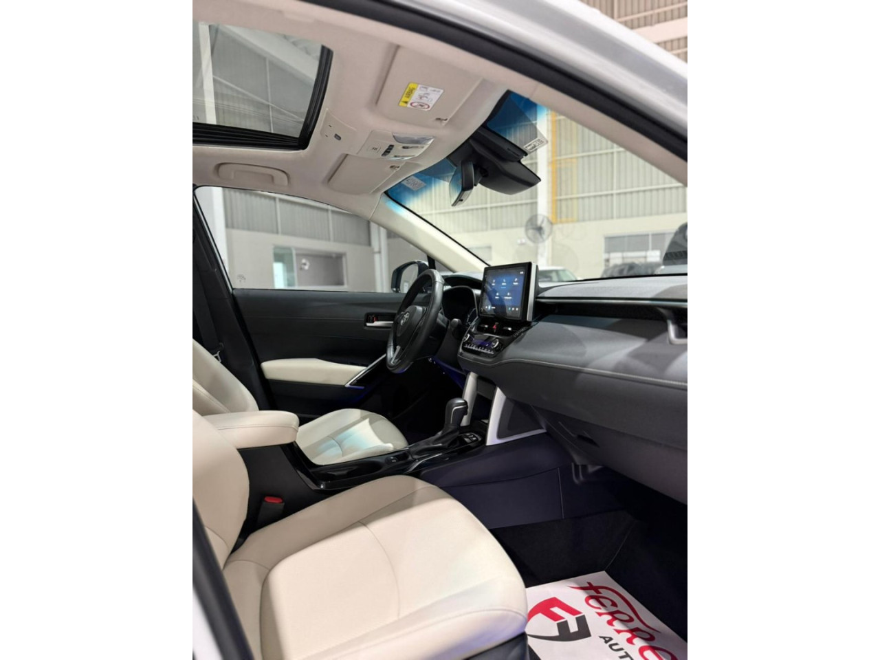 TOYOTA Corolla Cross 1.8 16V 4P FLEX VVT-I HYBRID XRX AUTOMÁTICO CVT