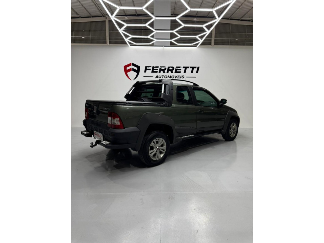 FIAT Strada 1.8 16V FLEX ADVENTURE CABINE DUPLA