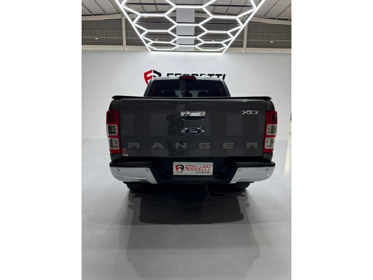 FORD Ranger 3.2 20V XLT 4X4 CABINE DUPLA TURBO DIESEL AUTOMÁTICO