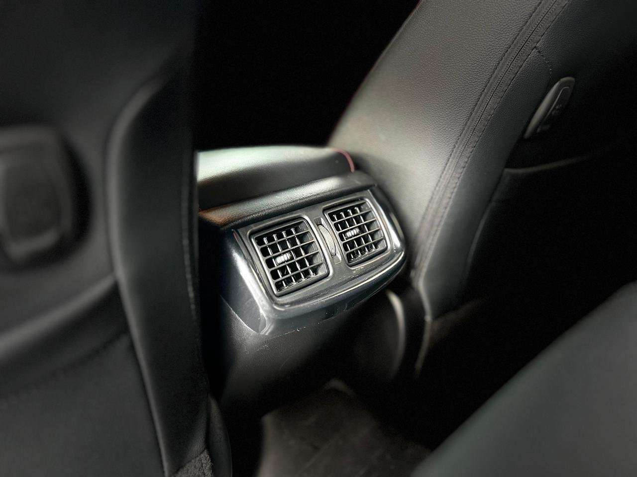 TOYOTA Hilux Caminhonete 2.8 16V GR SPORT 4X4 TURBO DIESEL CABINE DUPLA AUTOMÁTICO