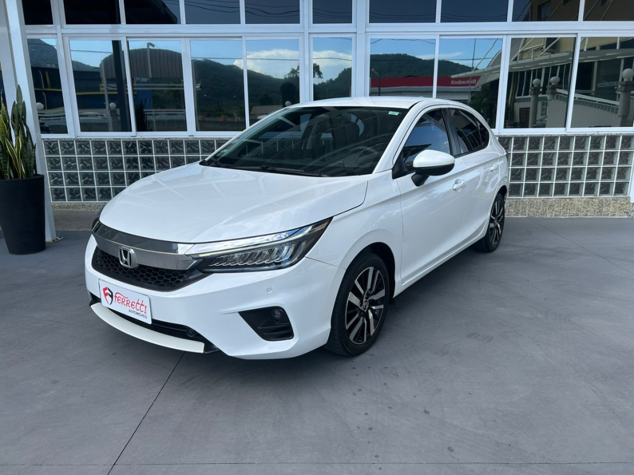 HONDA City Hatch 1.5 16V 4P FLEX TOURING AUTOMÁTICO CVT