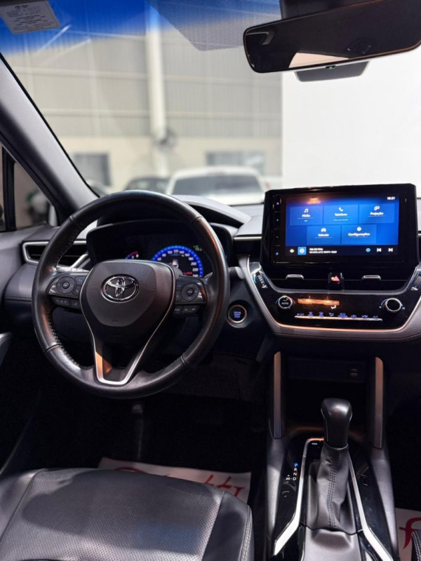 TOYOTA Corolla Cross 2.0 16V 4P FLEX VVT-IE XRE DIRECT SHIFT AUTOMÁTICO CVT
