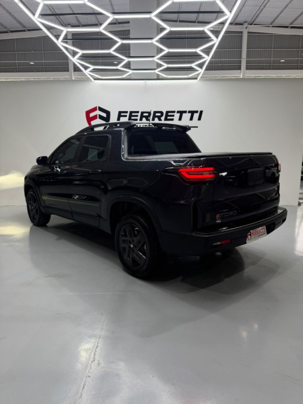 FIAT Toro 1.3 16V 4P FLEX 270 TURBO VOLCANO AUTOMÁTICO