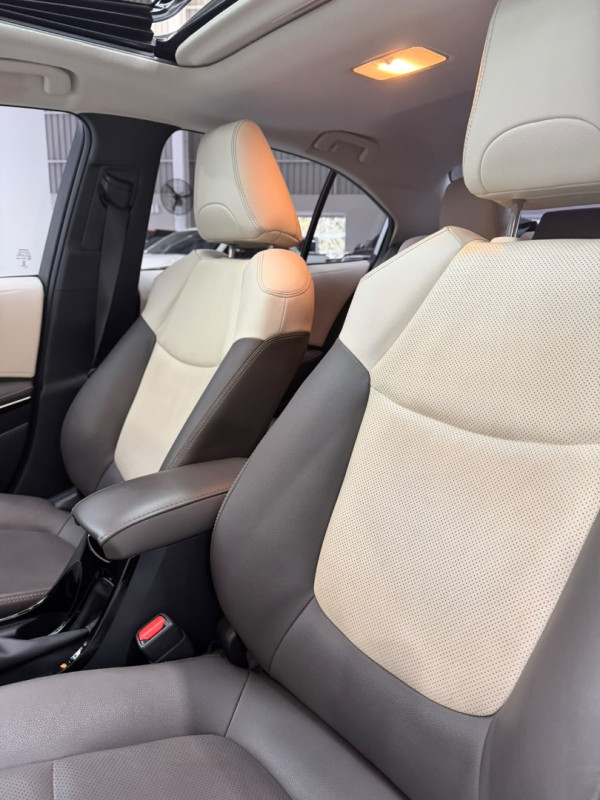 TOYOTA Corolla 1.8 16V 4P FLEX HÍBRIDO ALTIS A PREMIUM AUTOMÁTICO CVT