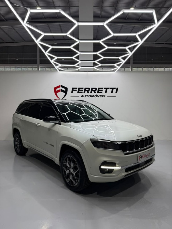 Commander 2.0 16V 4P TD380 OVERLAND 4X4 TURBO DIESEL AUTOMÁTICO AT9