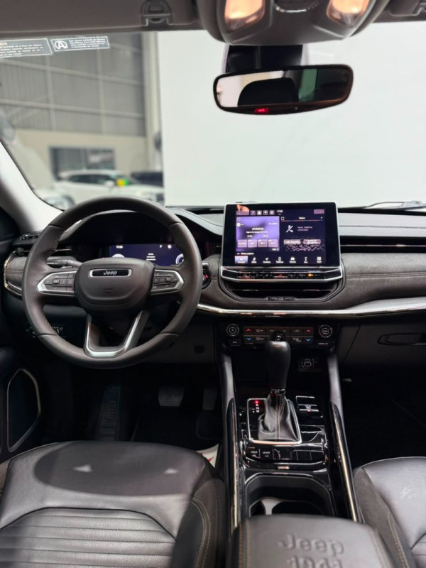 JEEP Commander 1.3 16V 4P FLEX T270 LIMITED TURBO AUTOMÁTICO AT6