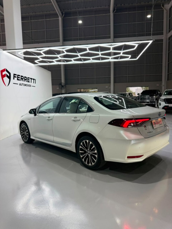 TOYOTA Corolla 1.8 16V 4P FLEX HÍBRIDO ALTIS A PREMIUM AUTOMÁTICO CVT