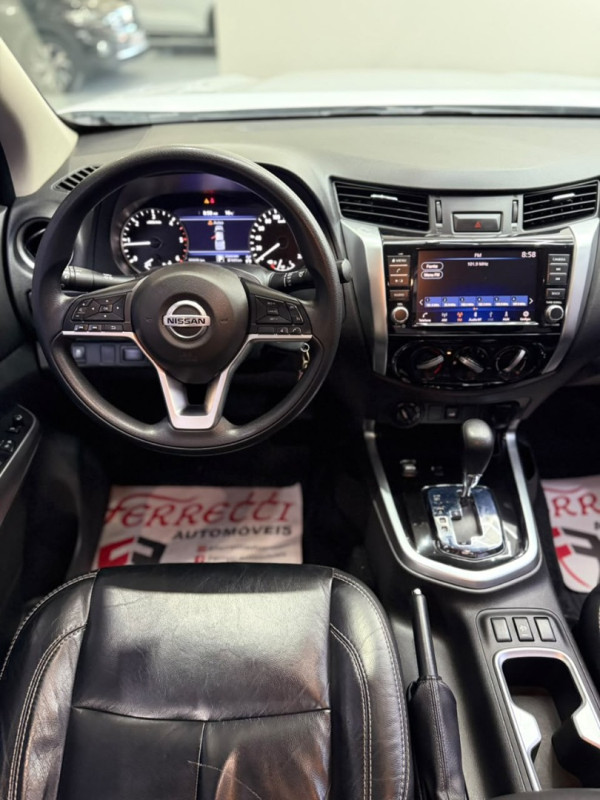 NISSAN Frontier 2.3 ATTACK CABINE DUPLA 4X4 BI-TURBO DIESEL AUTOMÁTICO