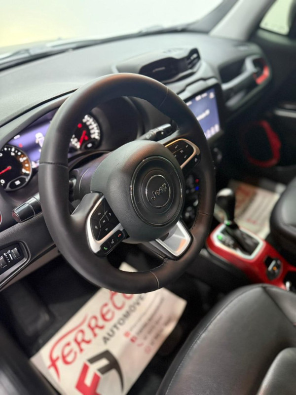 JEEP Renegade 2.0 16V 4P TURBO DIESEL TRAILHAWK 4X4 AUTOMÁTICO