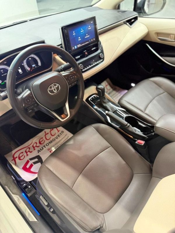 TOYOTA Corolla 1.8 16V 4P FLEX HÍBRIDO ALTIS A PREMIUM AUTOMÁTICO CVT