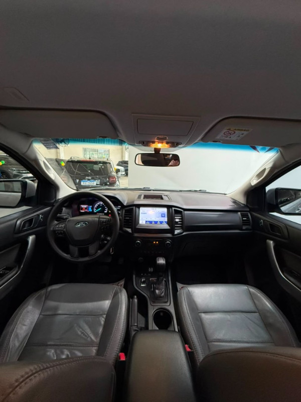 FORD Ranger 2.2 16V XLS DIESEL CABINE DUPLA AUTOMÁTICO