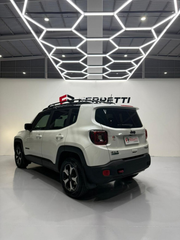 JEEP Renegade 2.0 16V 4P TURBO DIESEL TRAILHAWK 4X4 AUTOMÁTICO