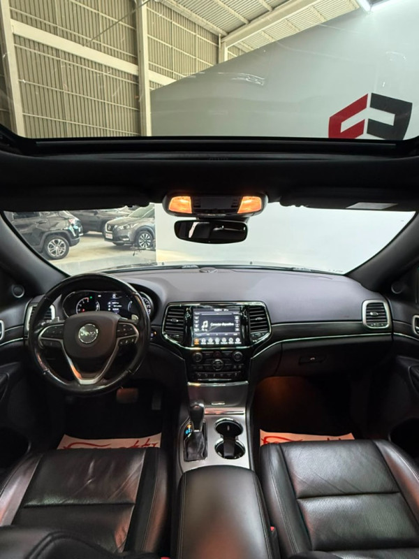 JEEP Grand Cherokee 3.0 V6 24V 4P 4X4 LIMITED TURBO DIESEL AUTOMÁTICO