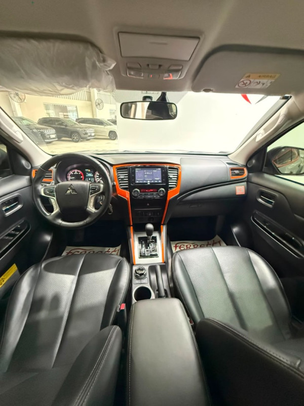 MITSUBISHI L 200 Triton 2.4 16V SPORT SAVANA SERTÕES 4X4 CABINE DUPLA TURBO DIESEL AUTOMÁTICO