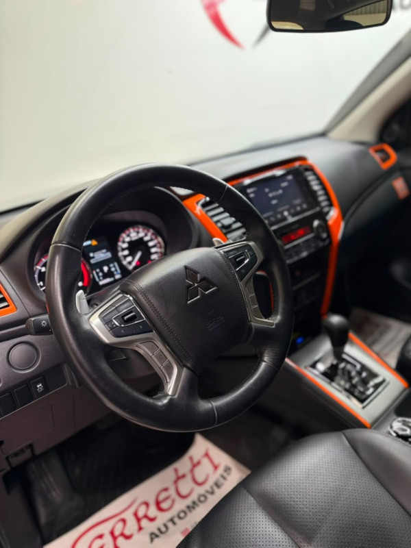 MITSUBISHI L 200 Triton 2.4 16V SPORT SAVANA SERTÕES 4X4 CABINE DUPLA TURBO DIESEL AUTOMÁTICO