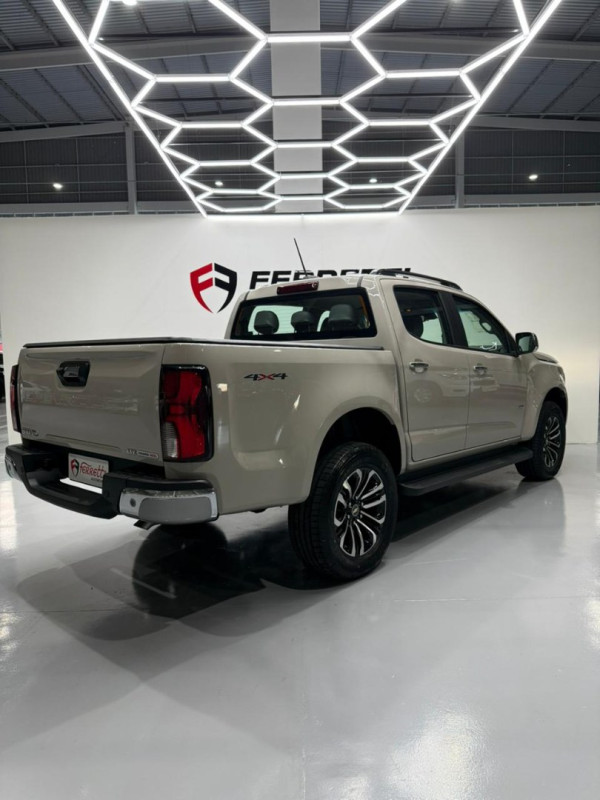 CHEVROLET S10 2.8 16V LTZ CABINE DUPLA 4X4 TURBO DIESEL AUTOMÁTICO