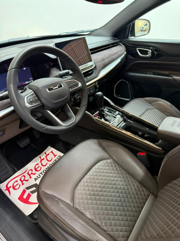 JEEP Commander 2.0 16V 4P TD380 OVERLAND 4X4 TURBO DIESEL AUTOMÁTICO AT9