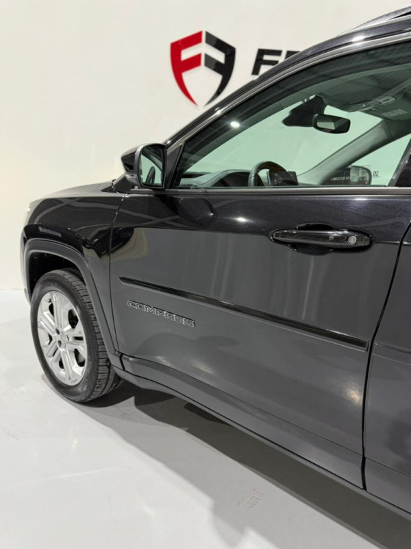 JEEP Compass 2.0 16V 4P 350 LONGITUDE 4X4 TURBO DIESEL AUTOMÁTICO