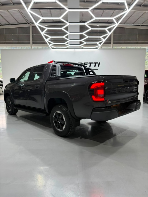 RAM Dakota 2.2 4P TURBO DIESEL WARLOCK 4X4 AUTOMÁTICO