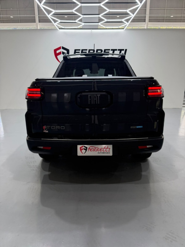 FIAT Toro 1.3 16V 4P FLEX 270 TURBO VOLCANO AUTOMÁTICO