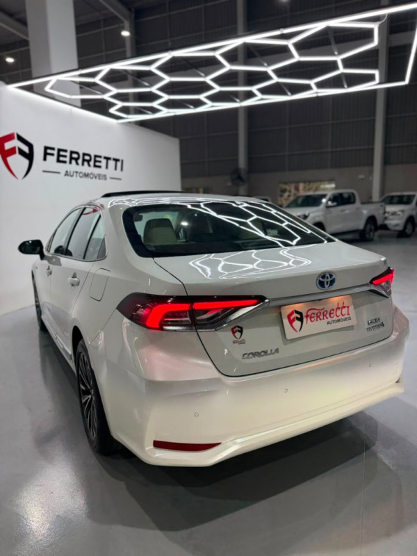 TOYOTA Corolla 1.8 16V 4P FLEX HÍBRIDO ALTIS A PREMIUM AUTOMÁTICO CVT