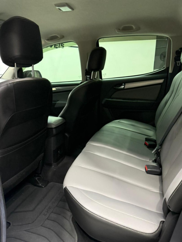CHEVROLET S10 2.8 16V LTZ CABINE DUPLA 4X4 TURBO DIESEL AUTOMÁTICO