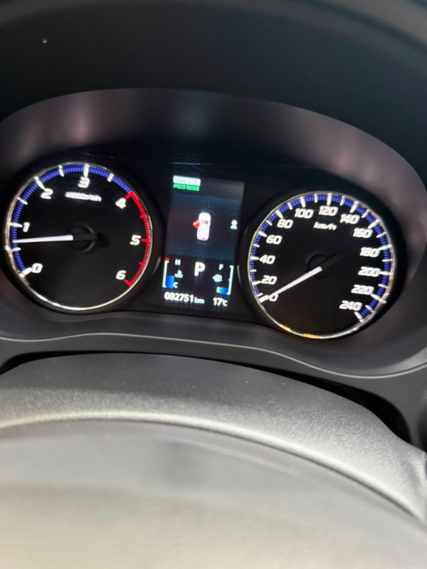 MITSUBISHI Outlander 2.2 16V 4P 4X4 DIESEL AUTOMÁTICO