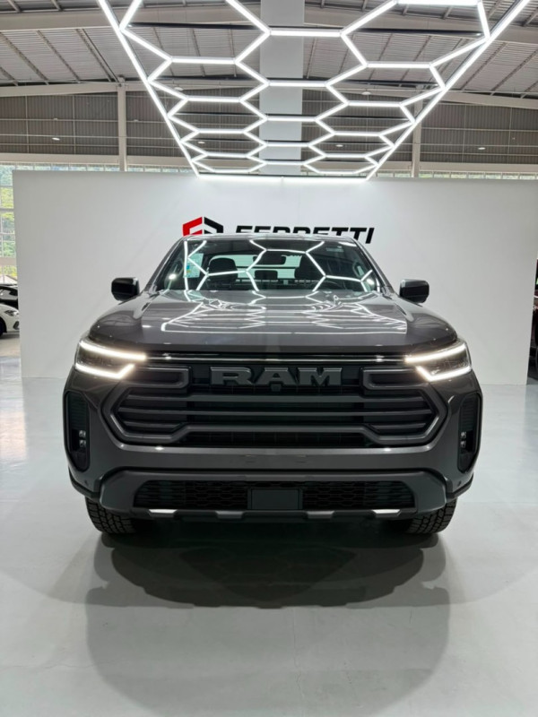 RAM Dakota 2.2 4P TURBO DIESEL WARLOCK 4X4 AUTOMÁTICO