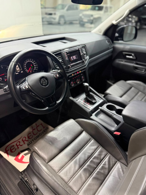 VOLKSWAGEN Amarok 3.0 V6 CABINE DUPLA HIGHLINE 4X4 TURBO INTERCOOLER AUTOMÁTICO