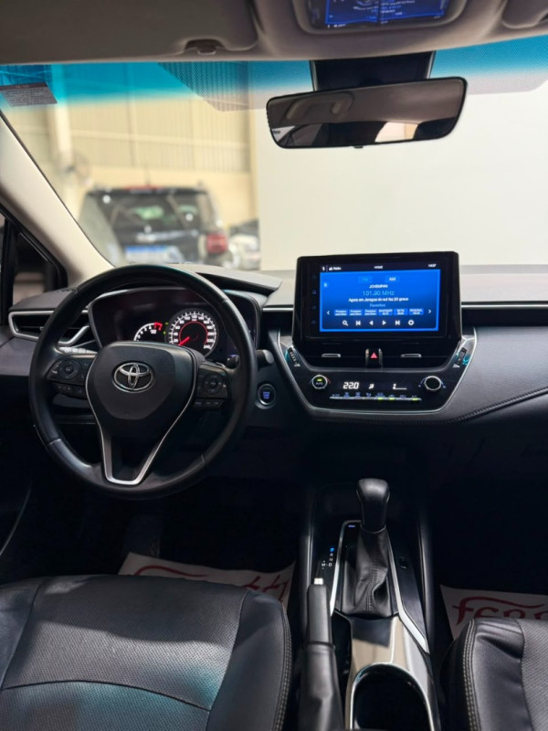 TOYOTA Corolla 2.0 16V 4P FLEX XEI DIRECT SHIFT AUTOMÁTICO CVT