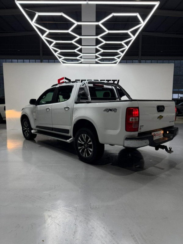 CHEVROLET S10 2.8 16V LTZ CABINE DUPLA 4X4 TURBO DIESEL AUTOMÁTICO