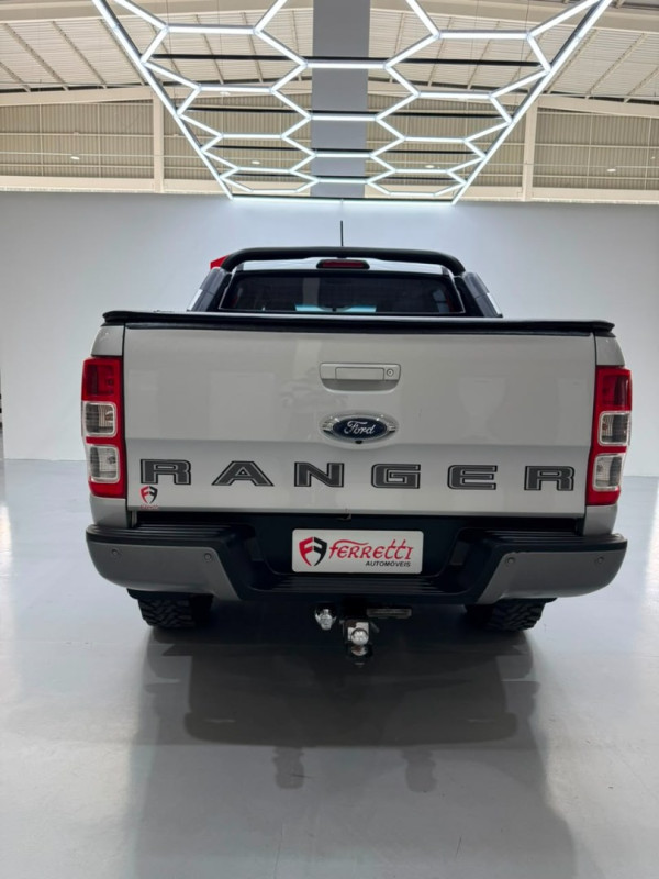 FORD Ranger 2.2 16V XLS DIESEL CABINE DUPLA AUTOMÁTICO